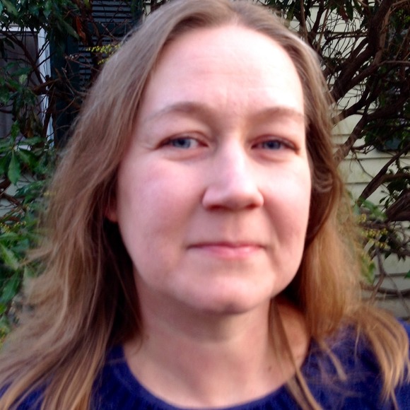 Meet your Posher, Jennifer - Picture 1 of 1